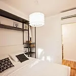 Batchae, Two Bedroom Flat Near Bacvice *