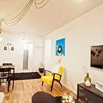 Batchae, Two Bedroom Flat Near Bacvice Apartman Split