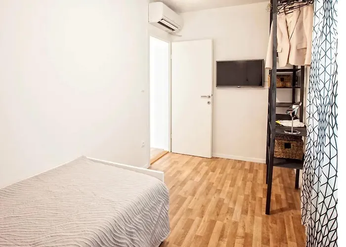 Batchae, Two Bedroom Flat Near Bacvice Apartamento Split