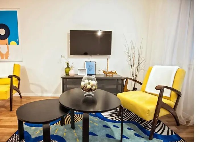 Batchae, Two Bedroom Flat Near Bacvice Apartamento *